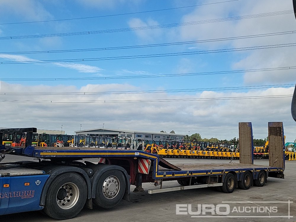 2013 Kassbohrer LB3 - Low loader semi-trailer: picture 1 2013 Kassbohrer LB3 - Low loader semi-trailer: picture 1