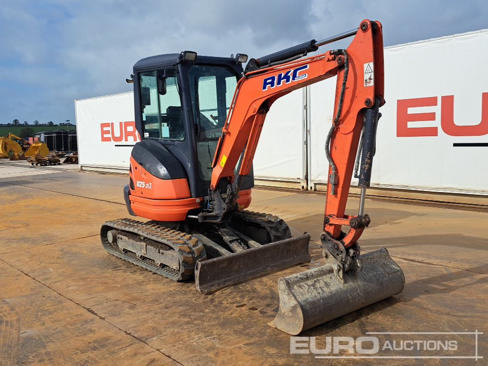 Mini excavator 2013 Kubota U25-3EU: picture 7