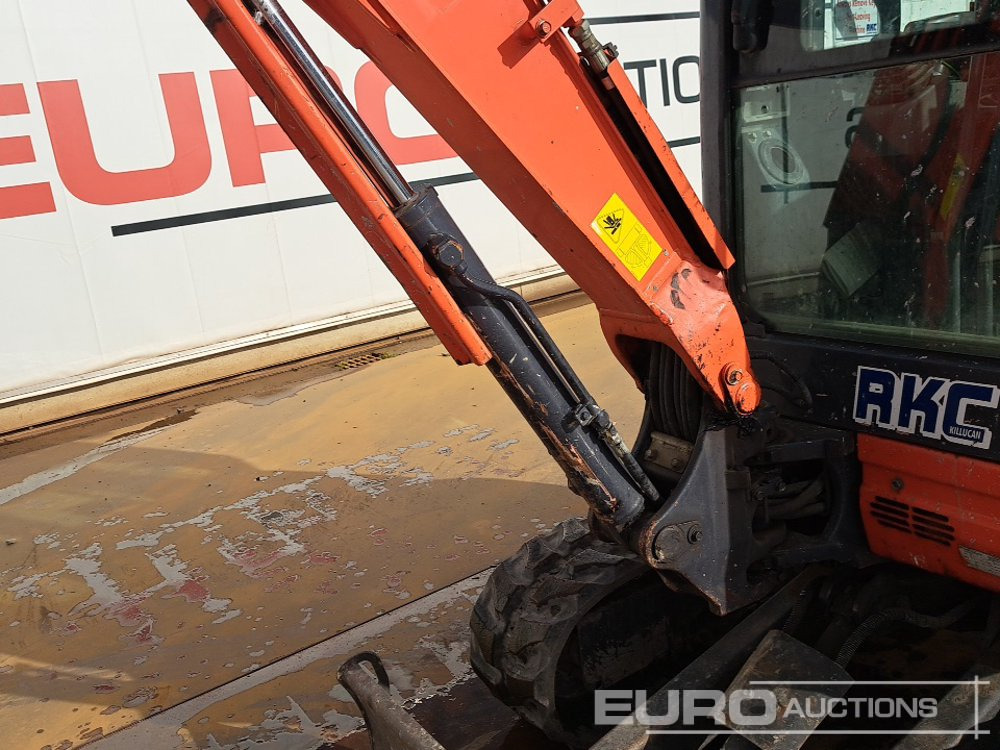 Mini excavator 2013 Kubota U25-3EU: picture 15