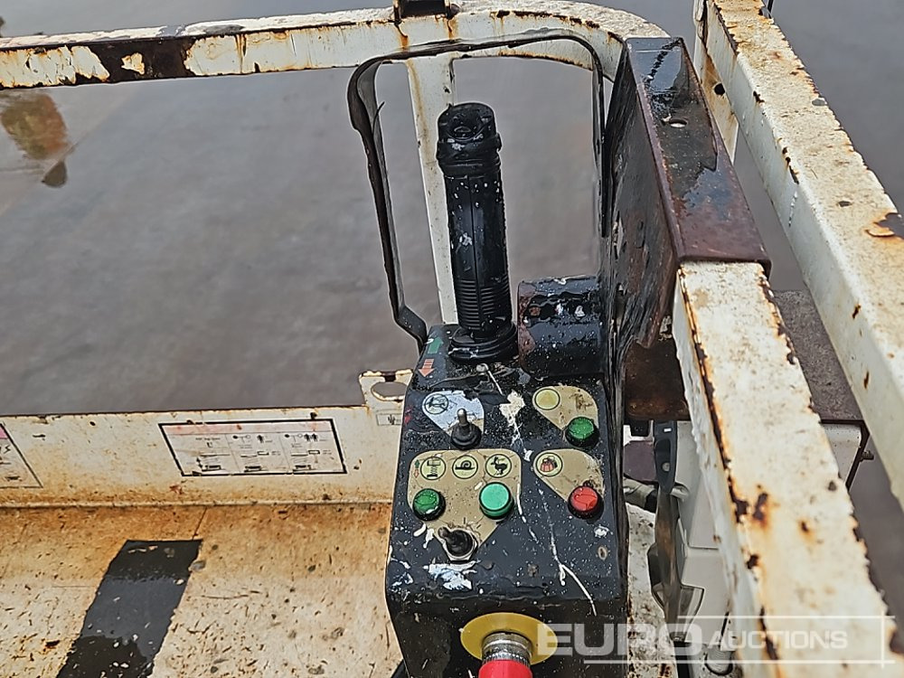 Aerial platform 2014 Haulotte Compact 10: picture 23