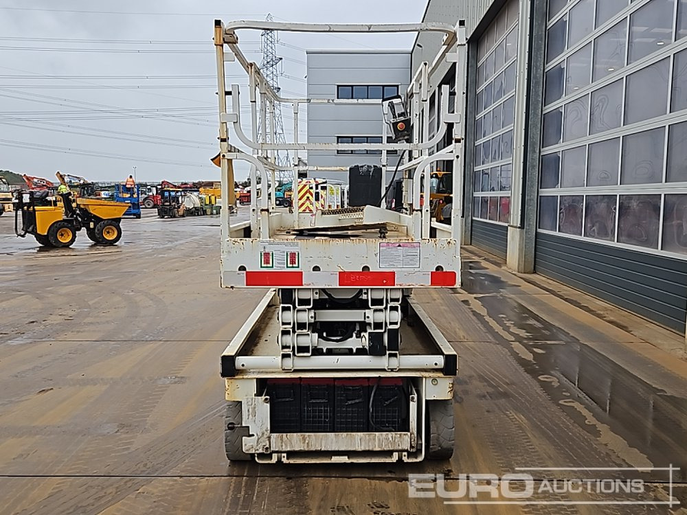 2014 Haulotte Compact 10 - Aerial platform: picture 4 2014 Haulotte Compact 10 - Aerial platform: picture 4