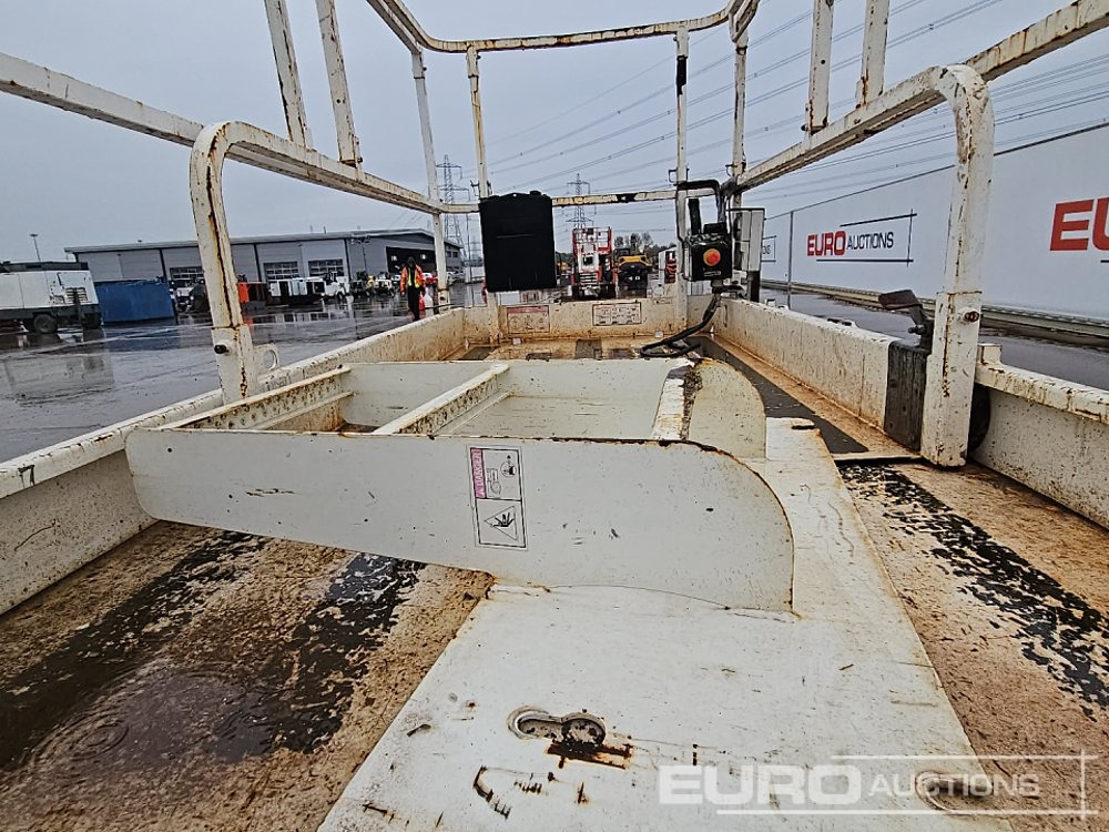 Aerial platform 2014 Haulotte Compact 10: picture 22