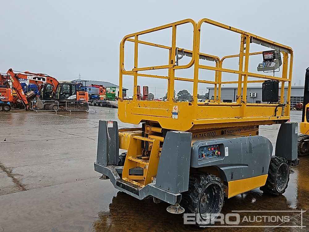 2014 Haulotte Compact 10DX - Aerial platform: picture 5 2014 Haulotte Compact 10DX - Aerial platform: picture 5