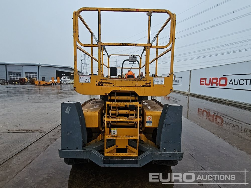2014 Haulotte Compact 12DX - Aerial platform: picture 4 2014 Haulotte Compact 12DX - Aerial platform: picture 4