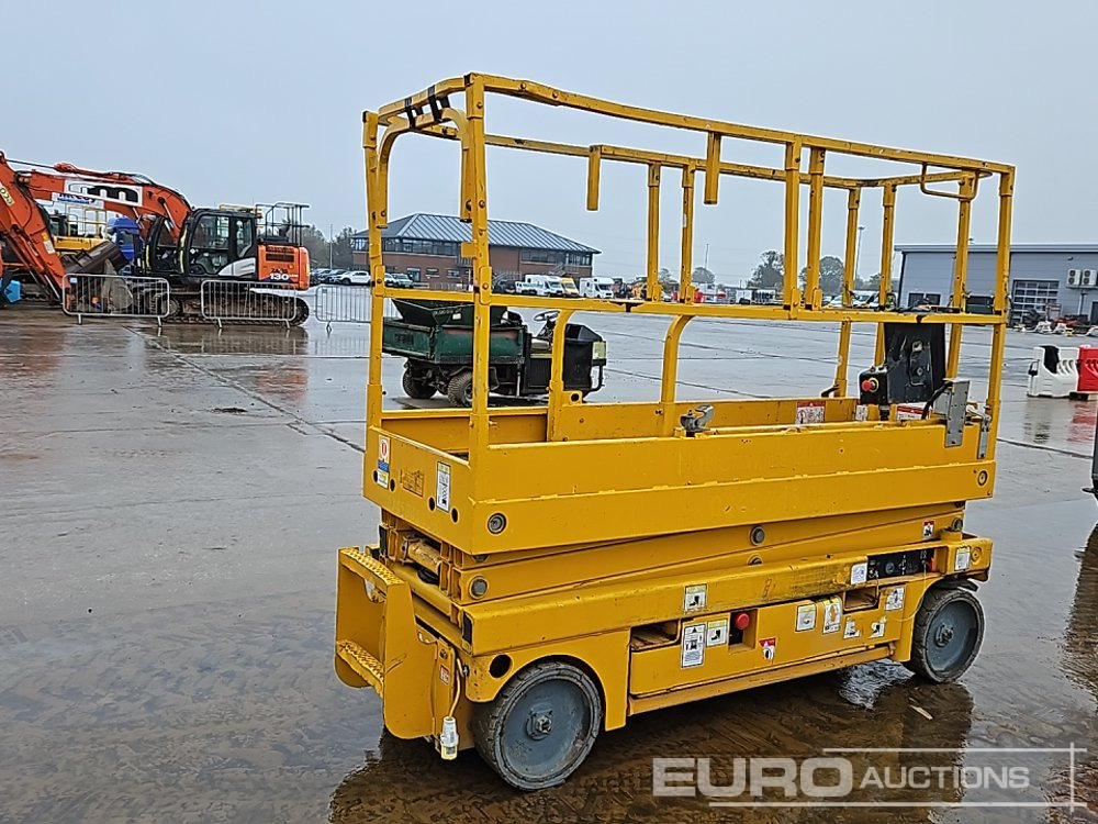 2014 Haulotte Compact 8 - Aerial platform: picture 5 2014 Haulotte Compact 8 - Aerial platform: picture 5