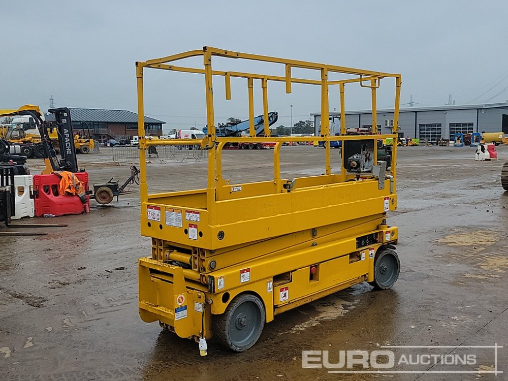 2014 Haulotte Compact 8 - Aerial platform: picture 5 2014 Haulotte Compact 8 - Aerial platform: picture 5