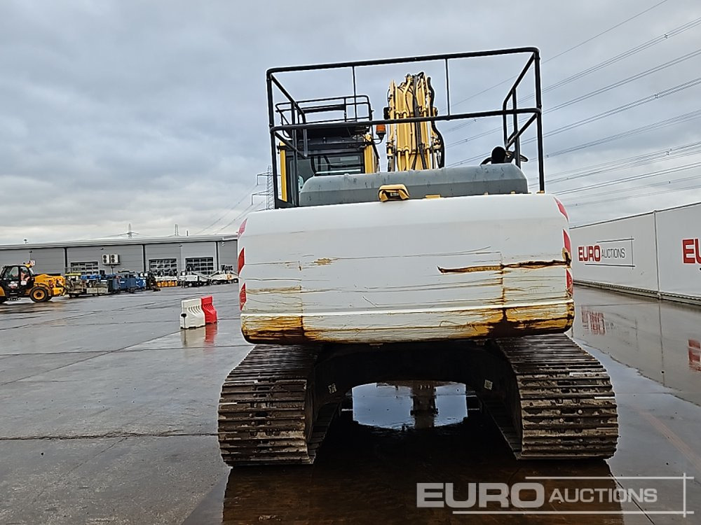 2014 Komatsu PC210LC-8 - Crawler excavator: picture 4 2014 Komatsu PC210LC-8 - Crawler excavator: picture 4