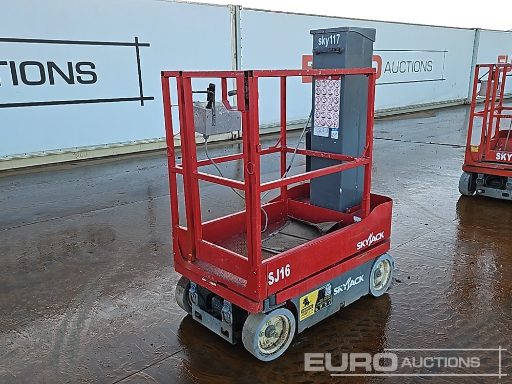 2014 SkyJack SJ 16 - Aerial platform: picture 1 2014 SkyJack SJ 16 - Aerial platform: picture 1