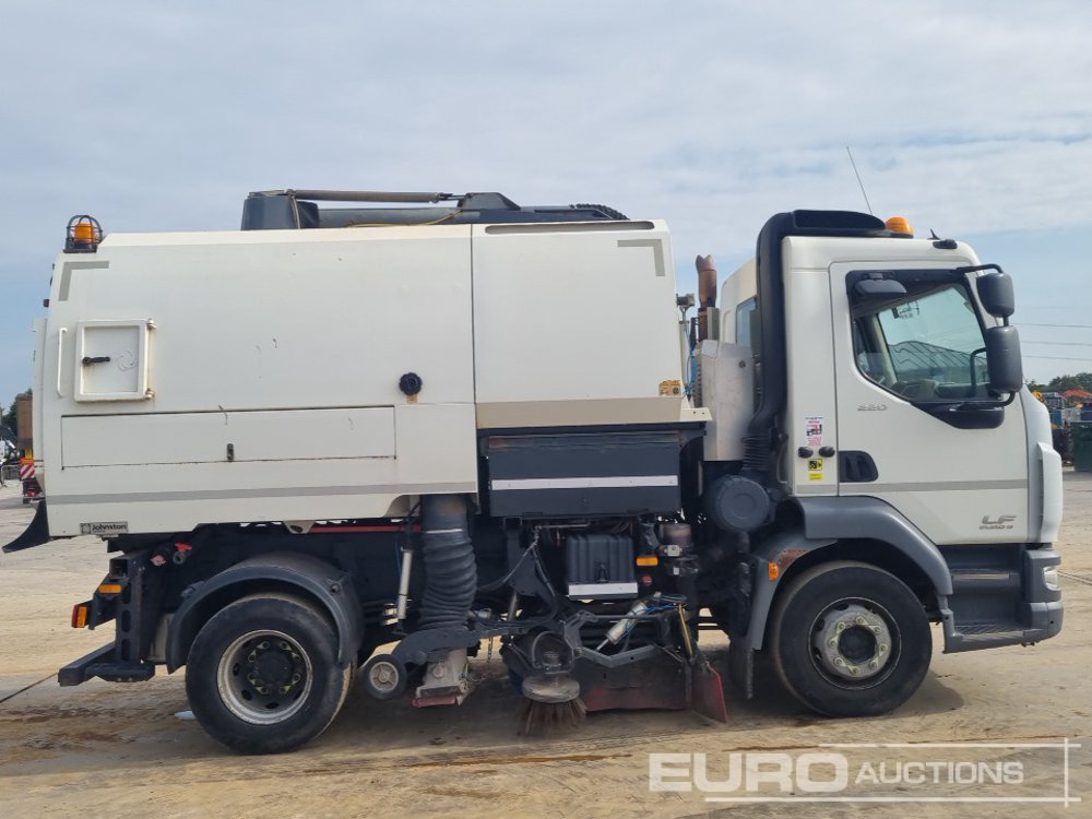 Road sweeper 2015 DAF LF220: picture 6