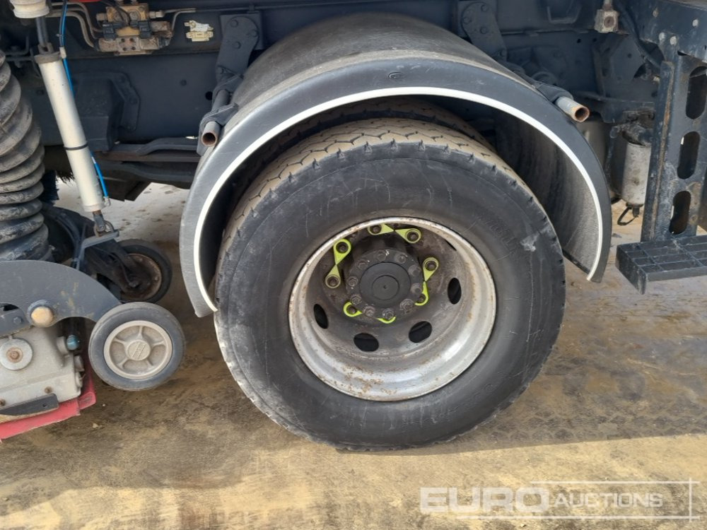 Road sweeper 2015 DAF LF220: picture 10