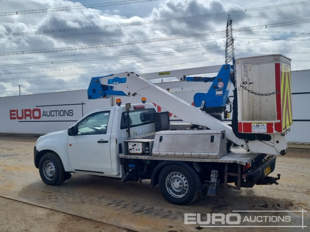 2015 Isuzu D-Max - Passenger van: picture 3 2015 Isuzu D-Max - Passenger van: picture 3