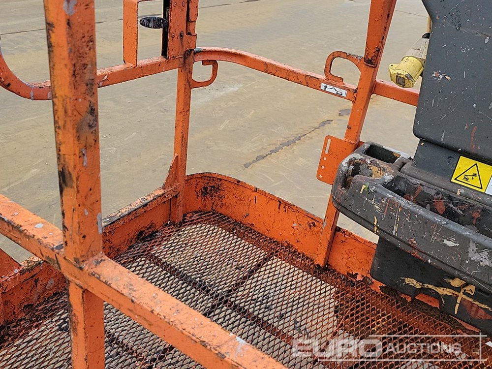 Articulated boom 2015 JLG 600AJ: picture 14
