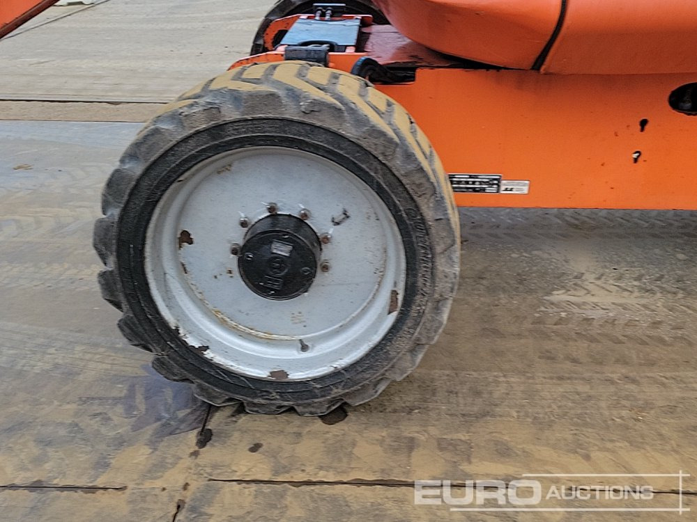 Articulated boom 2015 JLG 600AJ: picture 11