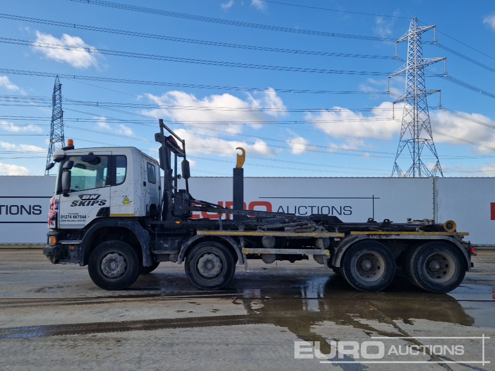 2015 Scania P410 - Hook lift truck: picture 2 2015 Scania P410 - Hook lift truck: picture 2