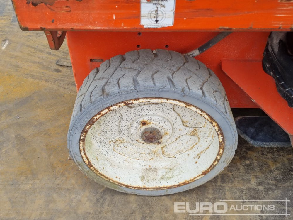 Aerial platform 2015 Snorkel S3246E: picture 12