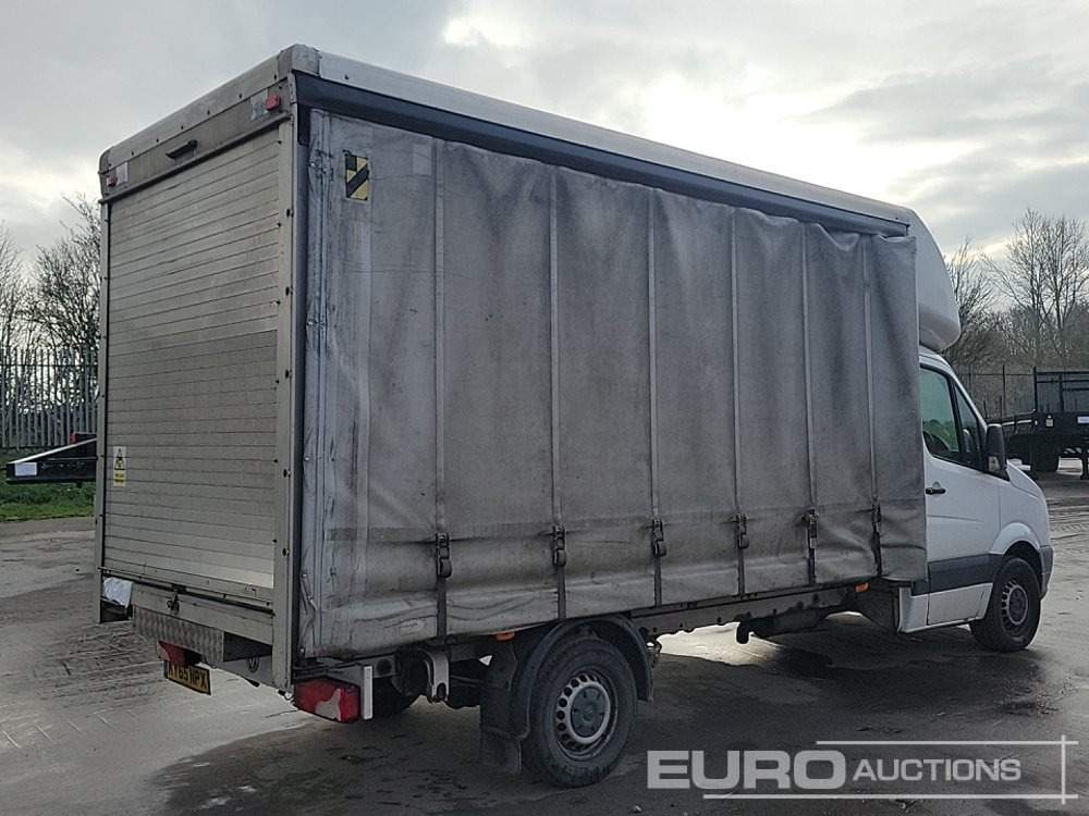 2015 Volkswagen Crafter CR35 - Curtain side van: picture 5 2015 Volkswagen Crafter CR35 - Curtain side van: picture 5
