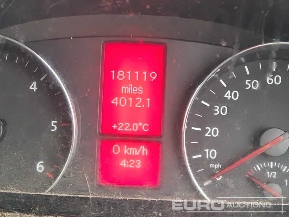 Flatbed van 2015 Volkswagen Crafter: picture 33 Flatbed van 2015 Volkswagen Crafter: picture 33