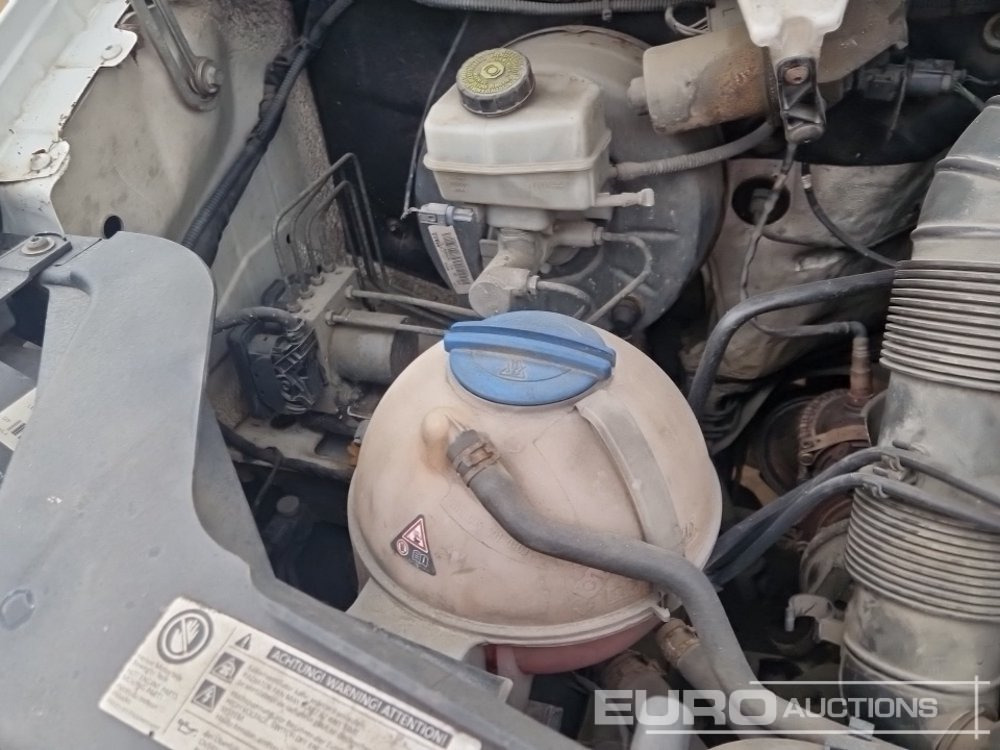 Flatbed van 2015 Volkswagen Crafter: picture 19 Flatbed van 2015 Volkswagen Crafter: picture 19