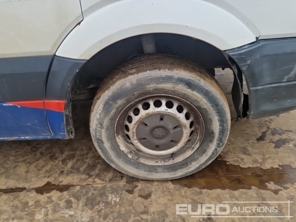 Flatbed van 2015 Volkswagen Crafter: picture 12 Flatbed van 2015 Volkswagen Crafter: picture 12