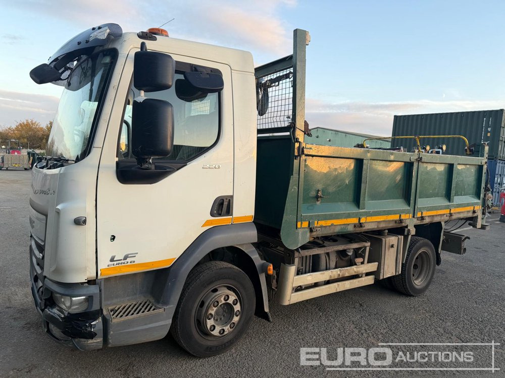 2016 DAF LF220FA - Tipper: picture 1 2016 DAF LF220FA - Tipper: picture 1