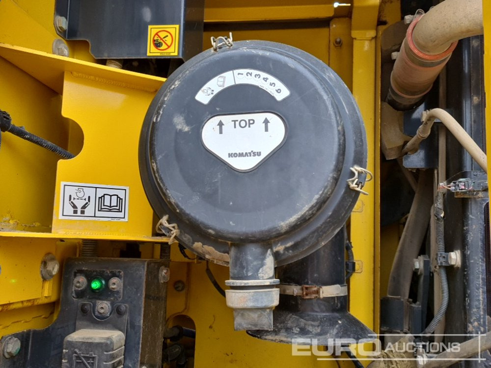 Crawler excavator 2016 Komatsu PC210LC-10: picture 46