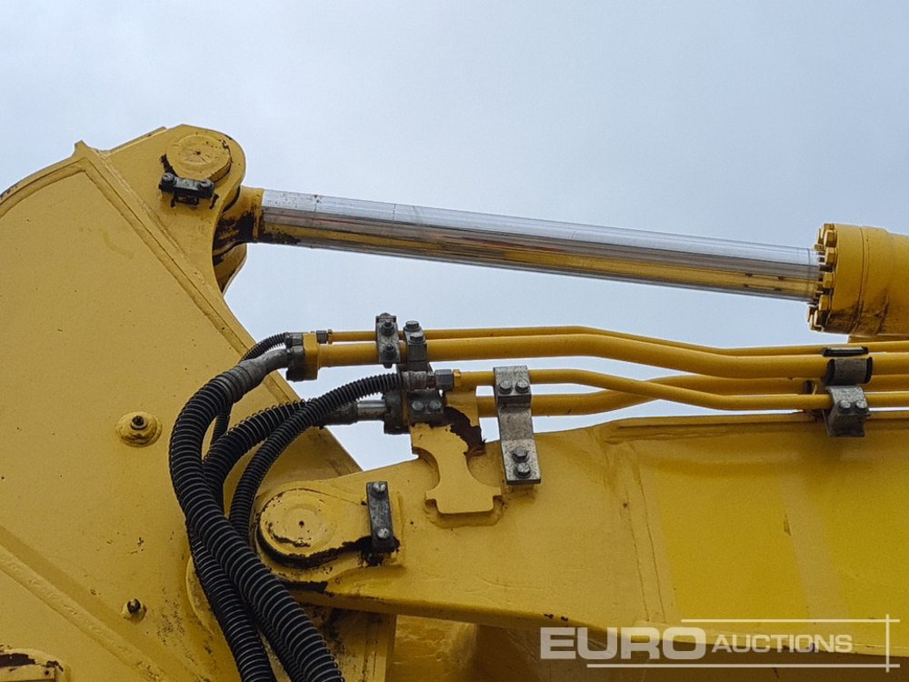 Crawler excavator 2016 Komatsu PC210LC-10: picture 26