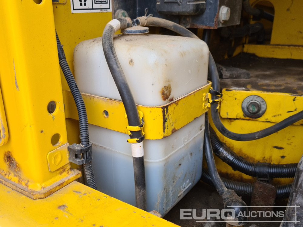 Crawler excavator 2016 Komatsu PC210LC-10: picture 47