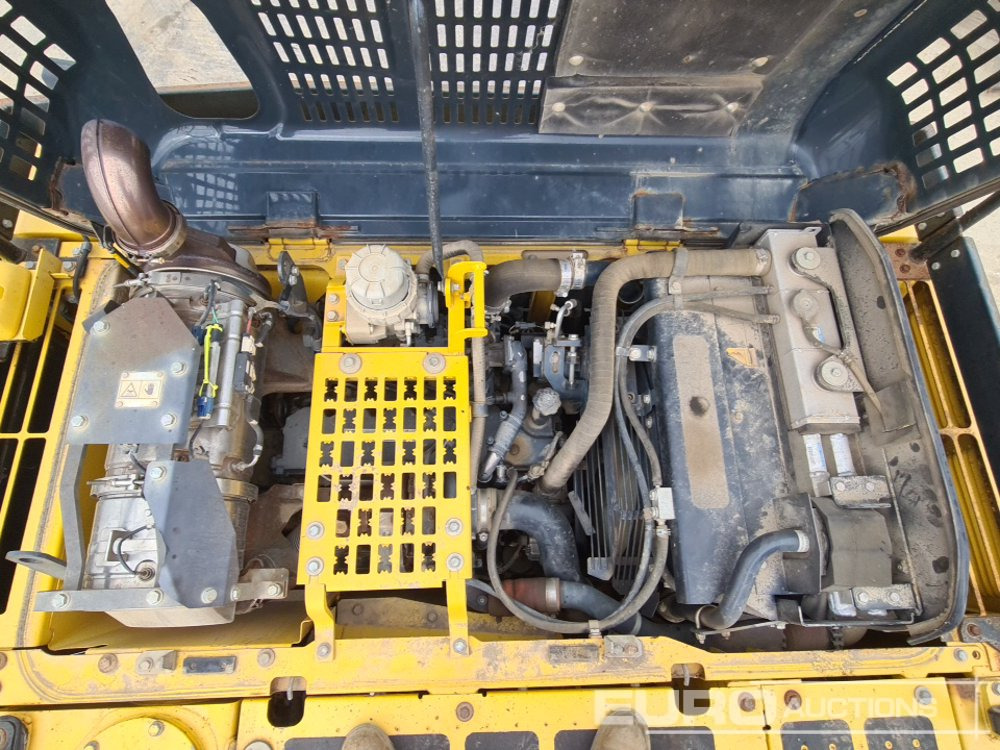Crawler excavator 2016 Komatsu PC210LC-10: picture 29