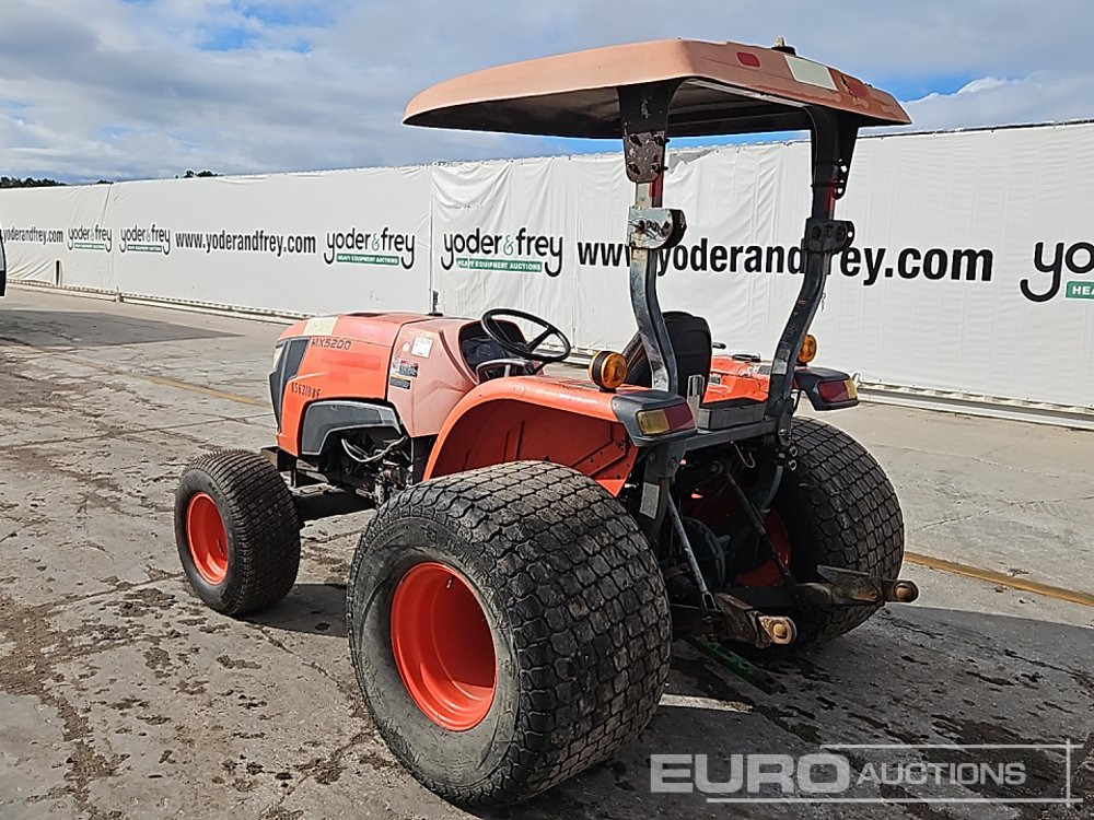 2016 Kubota MX5200HST - Compact tractor: picture 3 2016 Kubota MX5200HST - Compact tractor: picture 3