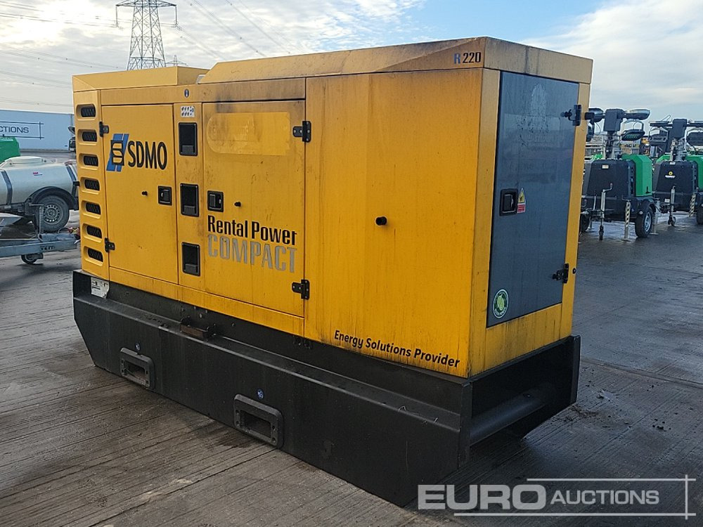 2016 SDMO R220C3 - Generator set: picture 3 2016 SDMO R220C3 - Generator set: picture 3