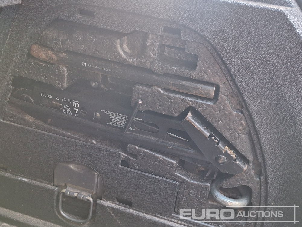 Car 2016 Vauxhall Corsa SRI: picture 13