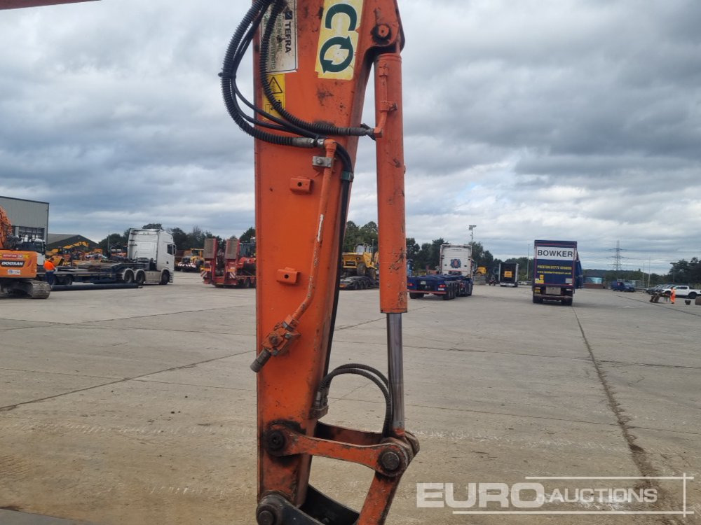 Mini excavator 2018 Hitachi ZX85USB-5A: picture 27