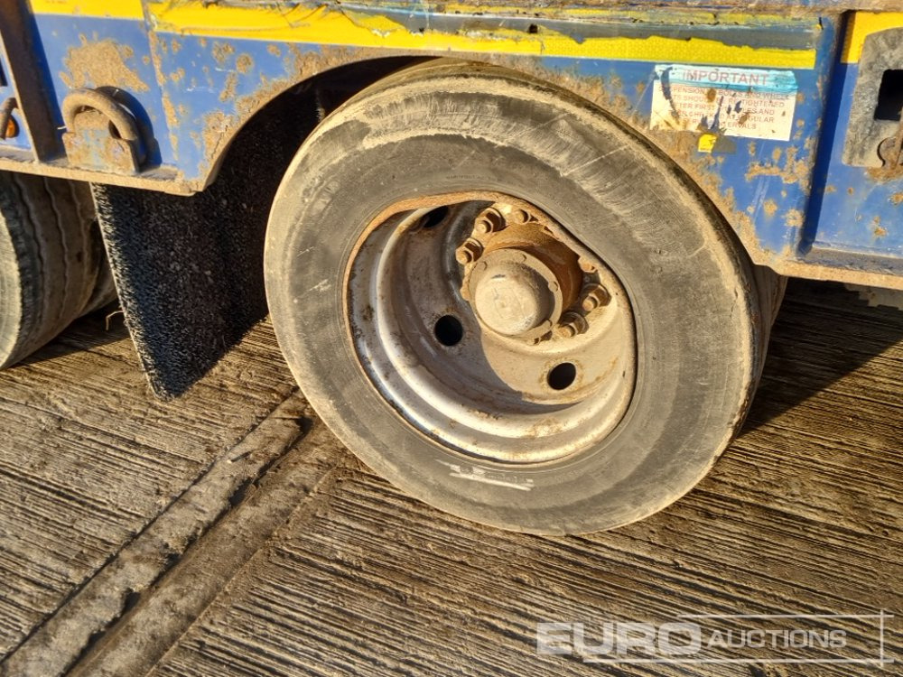 Low loader semi-trailer 2018 McCauley Tri Axle Step Frame Low Loader Trailer, Out Riggers, Hydraulic Ramps: picture 13 Low loader semi-trailer 2018 McCauley Tri Axle Step Frame Low Loader Trailer, Out Riggers, Hydraulic Ramps: picture 13