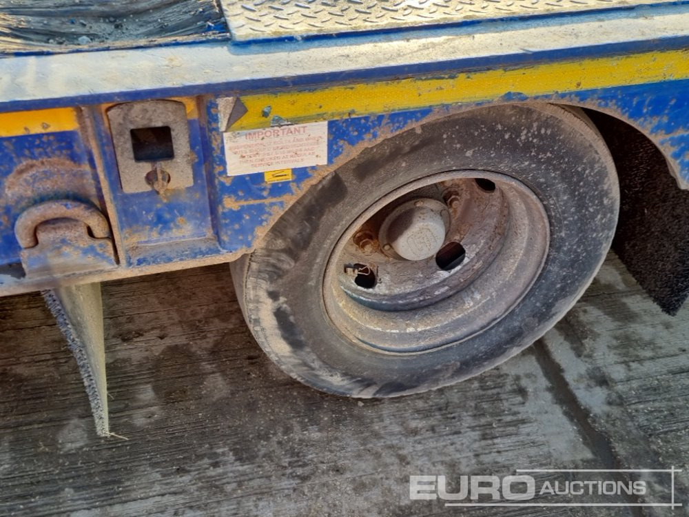 Low loader semi-trailer 2018 McCauley Tri Axle Step Frame Low Loader Trailer, Out Riggers, Hydraulic Ramps: picture 10 Low loader semi-trailer 2018 McCauley Tri Axle Step Frame Low Loader Trailer, Out Riggers, Hydraulic Ramps: picture 10