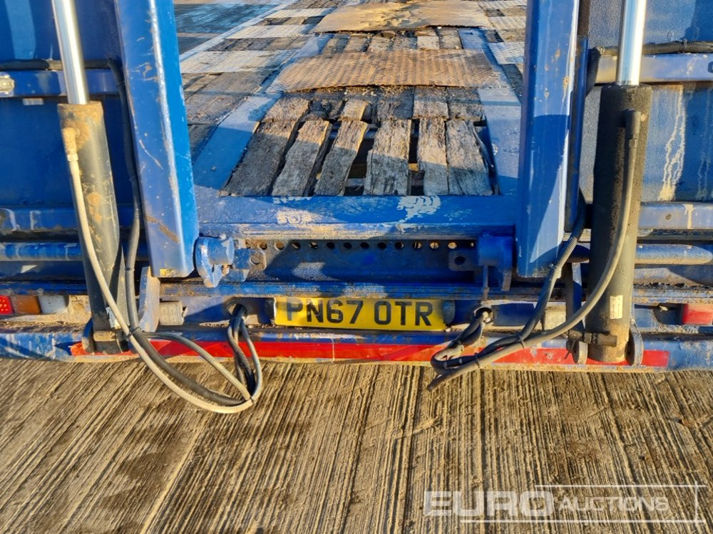 Low loader semi-trailer 2018 McCauley Tri Axle Step Frame Low Loader Trailer, Out Riggers, Hydraulic Ramps: picture 19 Low loader semi-trailer 2018 McCauley Tri Axle Step Frame Low Loader Trailer, Out Riggers, Hydraulic Ramps: picture 19