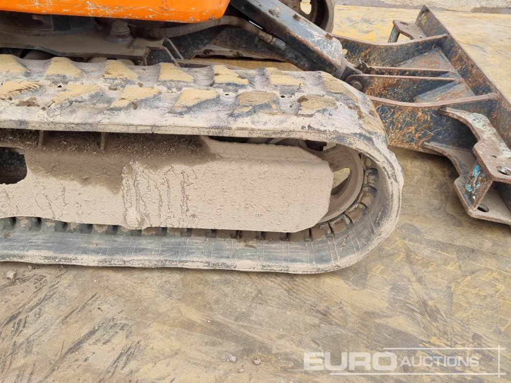 Mini excavator 2019 Hitachi ZX19U-5A YR: picture 16