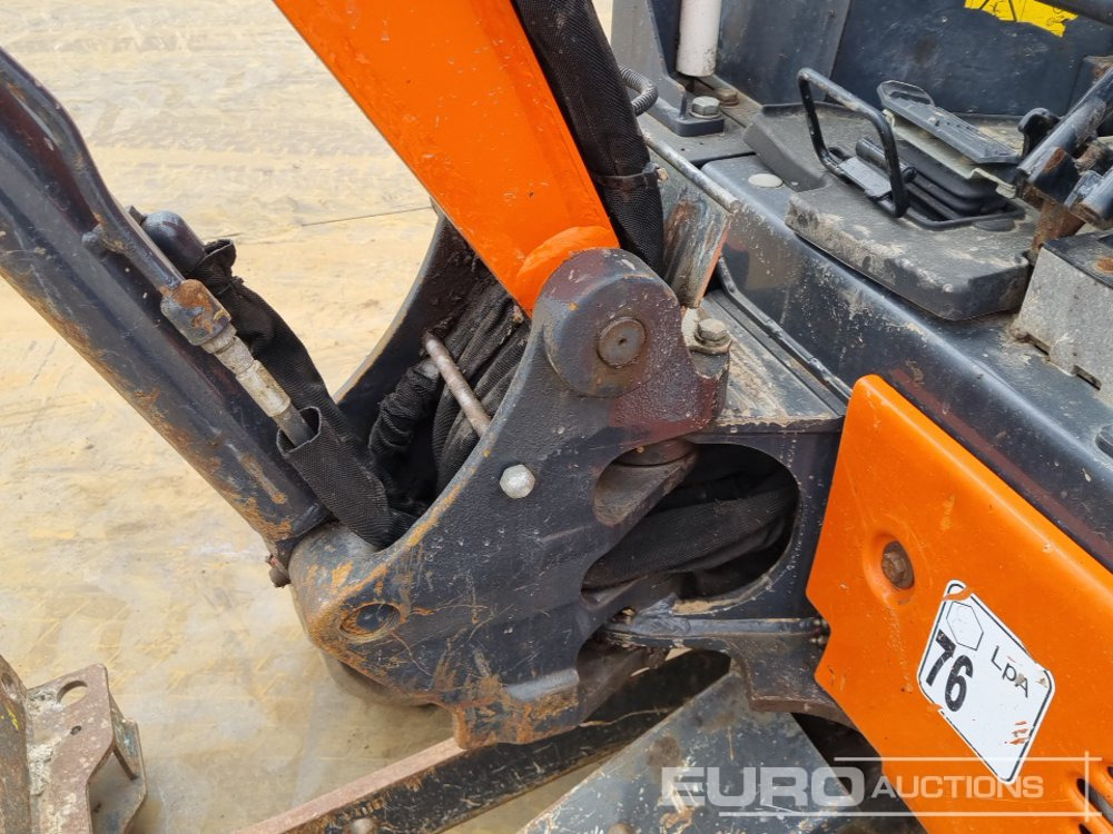 Mini excavator 2019 Hitachi ZX19U-5A YR: picture 32
