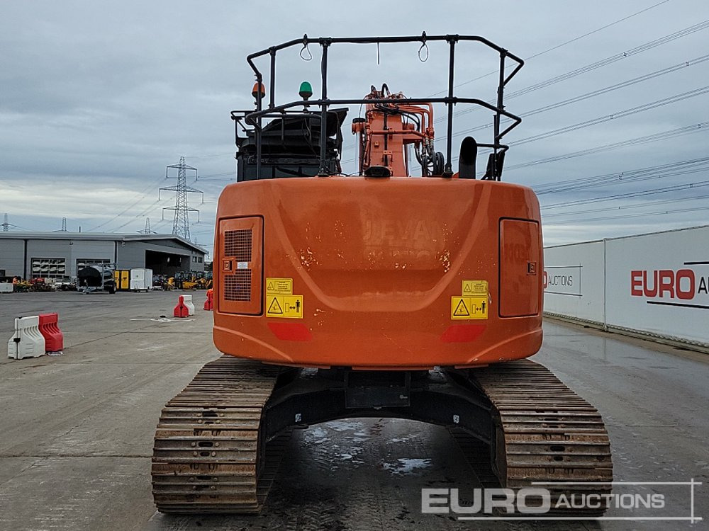 2019 Hitachi ZX225US-6 - Crawler excavator: picture 4 2019 Hitachi ZX225US-6 - Crawler excavator: picture 4
