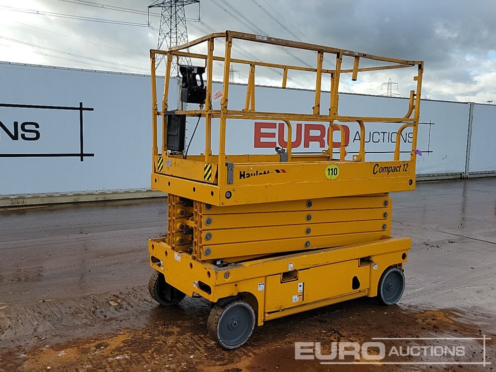 2020 Haulotte Compact 12 - Scissor lift: picture 1 2020 Haulotte Compact 12 - Scissor lift: picture 1