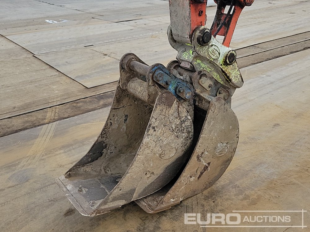 Mini excavator 2020 Kubota KX080-4A2: picture 21
