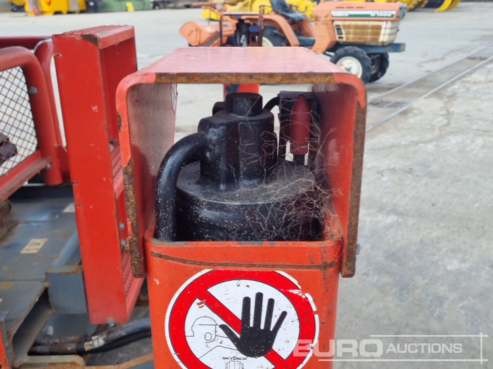 Aerial platform 2020 SkyJack SJ6832RT: picture 29