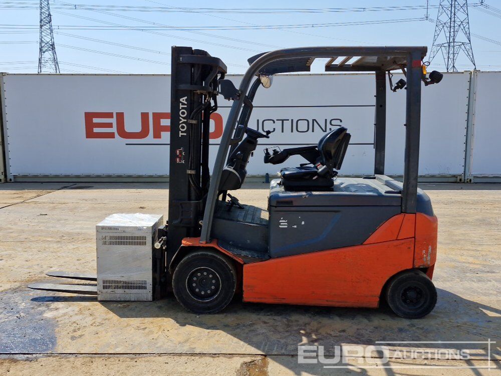 2020 Toyota 8FBMT30 - Forklift: picture 2 2020 Toyota 8FBMT30 - Forklift: picture 2