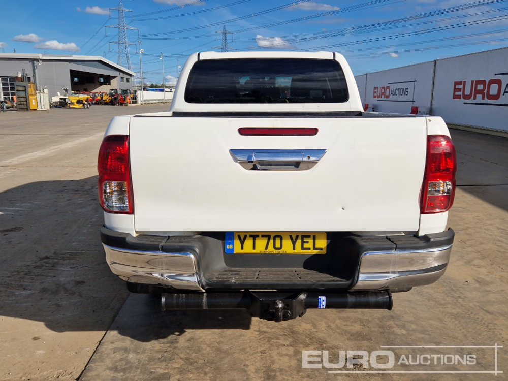 2020 Toyota Hilux - Pickup truck: picture 4 2020 Toyota Hilux - Pickup truck: picture 4
