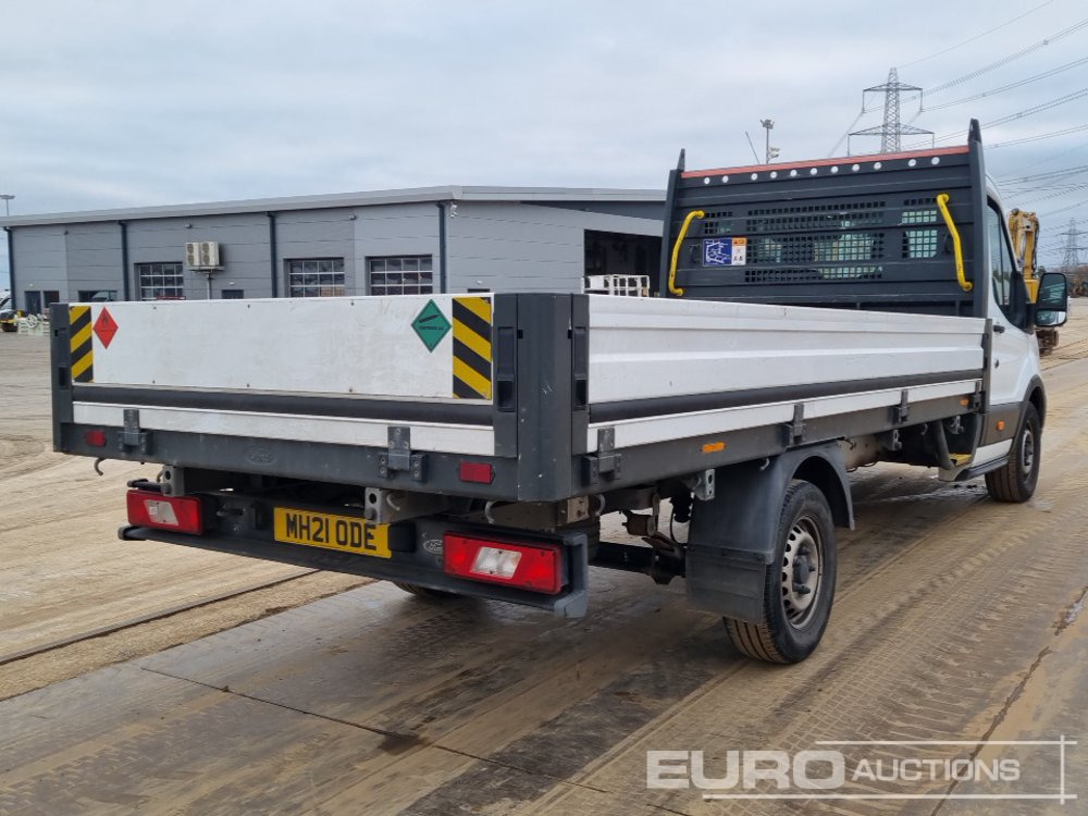 2021 Ford Transit 350 - Flatbed van: picture 5 2021 Ford Transit 350 - Flatbed van: picture 5