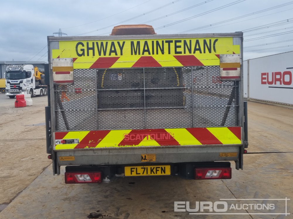 2021 Ford Transit 350 - Flatbed van: picture 4 2021 Ford Transit 350 - Flatbed van: picture 4
