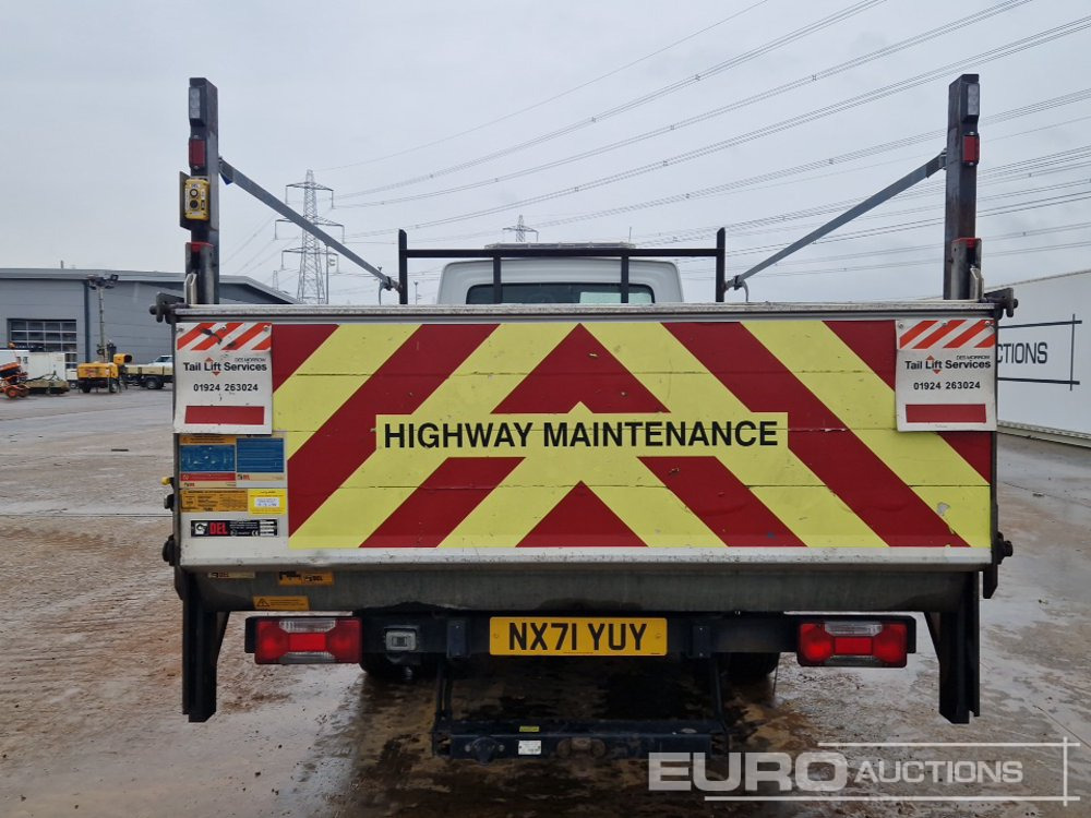 2021 Iveco 35-180 - Flatbed van: picture 4 2021 Iveco 35-180 - Flatbed van: picture 4