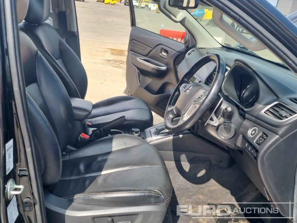 Pickup truck 2021 Mitsubishi L200 Barbarian: picture 30