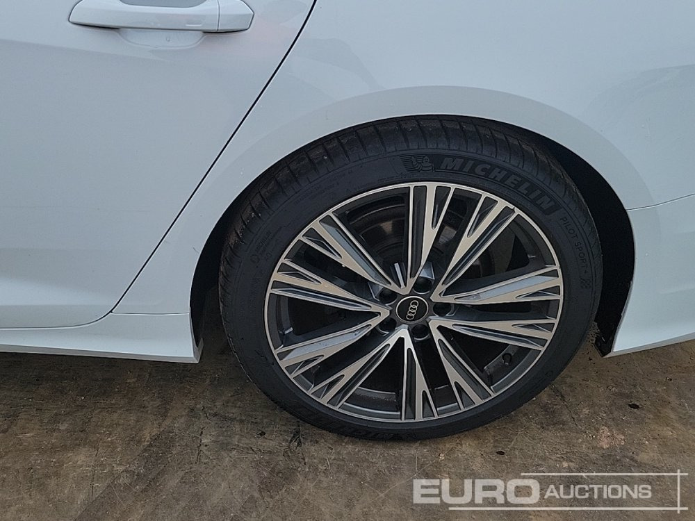 Car 2022 Audi A6 S LINE: picture 10