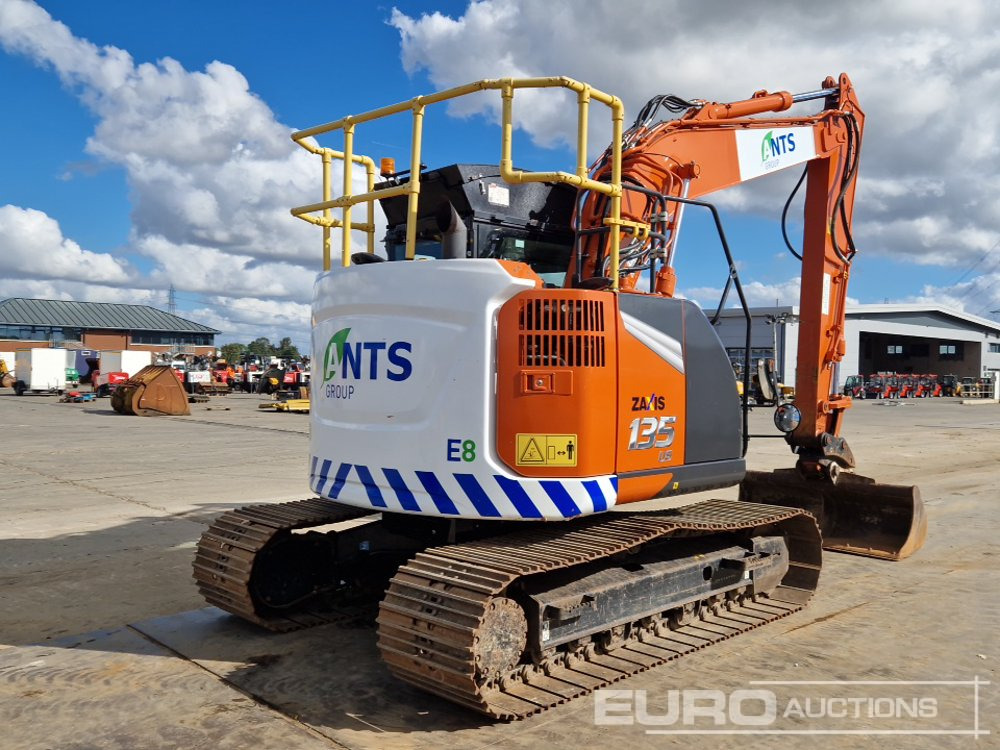 2023 Hitachi ZX135USBL-7 - Crawler excavator: picture 5 2023 Hitachi ZX135USBL-7 - Crawler excavator: picture 5