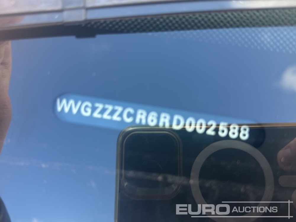 SUV 2023 Volkswagen Touareg V6 TDI: picture 32